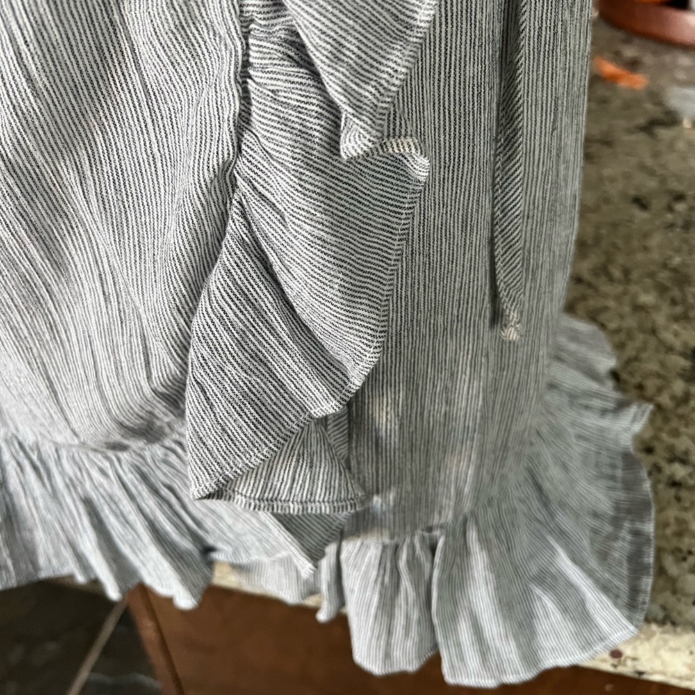 Wraparound Dress - Picture 5 of 7
